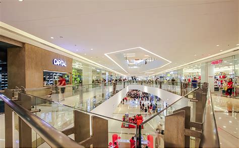 festival mall shops.